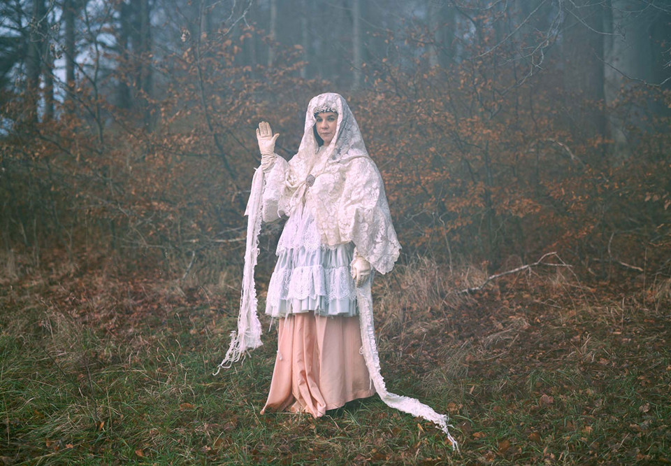 Närbild på kvinna. Fotografi.