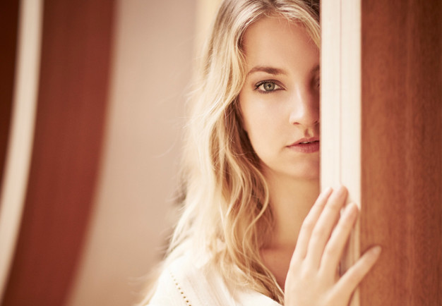 Närbild på kvinna. Fotografi.